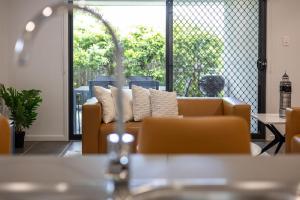 Modern Spacious 4BD Home in Pallara