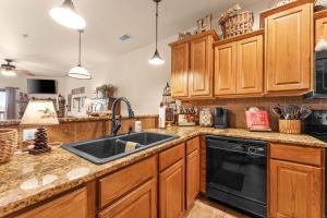 2BR Village At Indian Point 502 near SDC-Free Tickets Daily up to $500