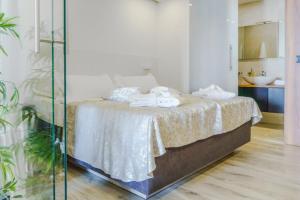 Apartments by the sea Brela, Makarska - 25095