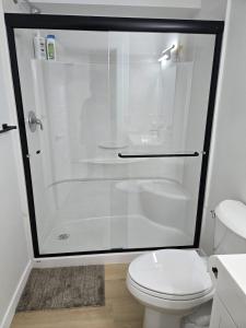 Cozy 1-Bedroom Private Basement Suite in Winnipeg with separate entrance
