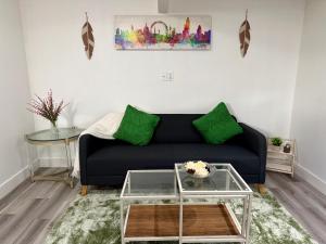 Cozy 1-Bed Basement Suite
