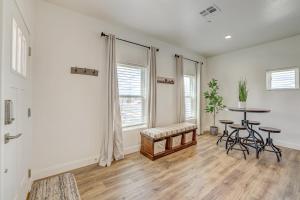 The Bison - New Cottage with Resort style pool and minigolf