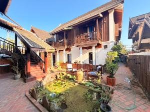 Villa Xiengthong Garden View Hotel