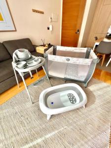 Gold Signature 02 by Nest Collection