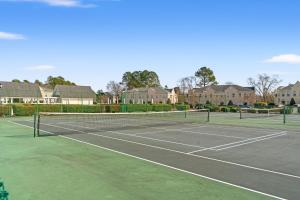 Cozy 2BR Turnberry Villa Pool and Tennis