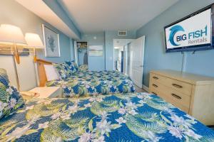 Newly Updated, Beachside Spectacular at Bay Watch