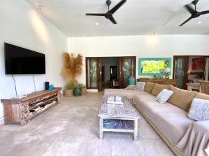 Superb Location! Modern 2BR Seminyak Oasis with Pool & Garden