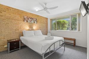 Ballina Golf Unit