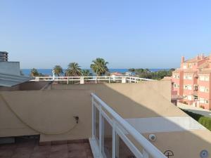Dúplex luminoso con piscina y parking en Denia - ES-373-17