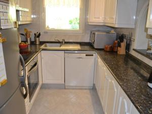 Villa moderna y espaciosa en Els Poblets para familias - ES-373-10