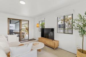 Lennox Beach Shack