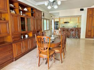 Villa Juan cerca de la playa con amplia piscina - ES-373-35