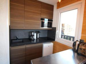 Appartement rénové 3 pièces, 6 couchages, skis aux pieds - FR-1-297-356