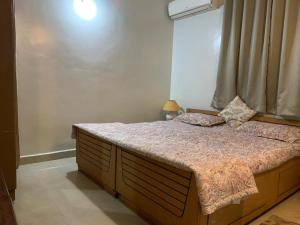 The Blessings, 2 Ron the ground floor with pool and wifi