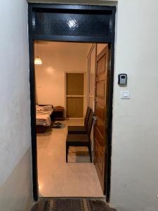 The Blessings, 2 Ron the ground floor with pool and wifi