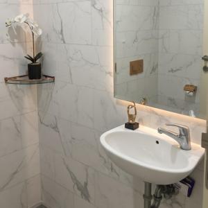 Anderson Apartemen direct Pakuwon Mall