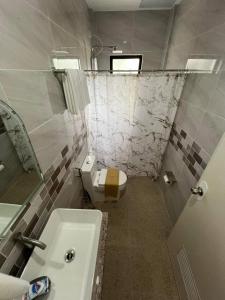 Yalyns Hometel Kabankalan