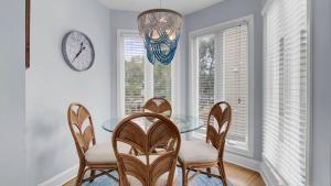 204 B Port O Call by AvantStay Beachfront Condo