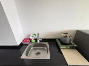 Studio Bogor Icon Apt wifi&pool