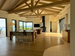 Villa On One Hectare Facing The Gulf Of Ajaccio