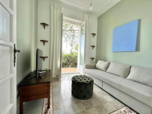 Artistic Villa With Sea Views Near Salerno