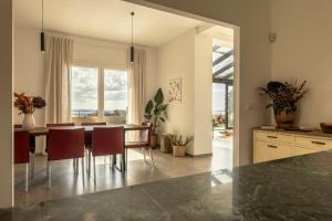 House Between Hills And Sea Near Bolgheri