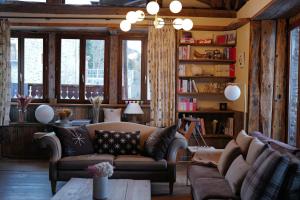 Historic Alpine Chalet With Mountain Views