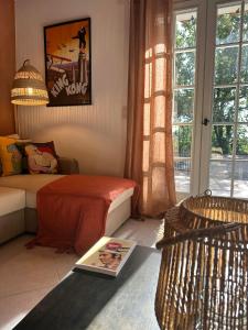 Provençal House With Pool And Mont Ventoux Views