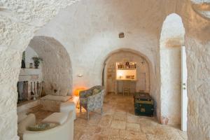 Trullo With Pool In Olive Garden