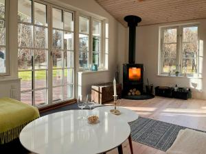 Renovated Summerhouse 250 Meter From The Water