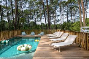 Family Villa Between Lake And Surf Beaches