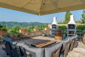 Rustic Villa With Pool In The Heart Of Chianti