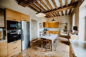 Large Property On 10 Hectares Near Bellême