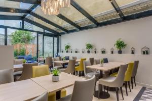 Hotels Logis hotel Jardin de Villiers : photos des chambres