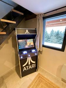 Renovated Chalet With Ski Access At Super-Besse