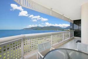 Cairns Ocean View Apartment