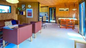 Authentic 1965 Summer House Near Bisnap Beach