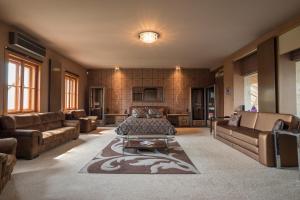 Villa Malom Luxury Resort