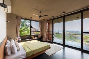 SaffronStays Dhruva by Lake Beale