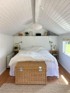 Authentic Summer House And Views Of Fields