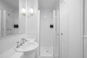 Comfort Apartments Melbourne Central