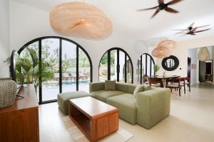 Brand new 5BD Villa with pool and kids playground Kuta, Lombok 8 min from central Kuta in heart of nature