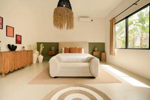 Brand new 5BD Villa with pool and kids playground Kuta, Lombok 8 min from central Kuta in heart of nature