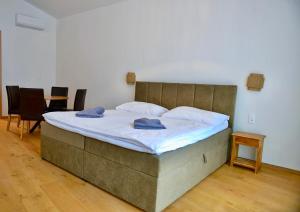 EVERGREEN Tále Apartments