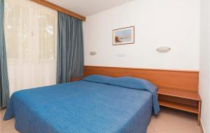 1 Bedroom Beautiful Apartment In Umag