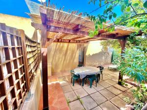 Apartment 5 beds with common swimming pool in Costa Paradiso