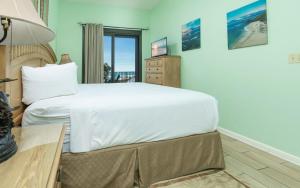 Phoenix East 104 condo