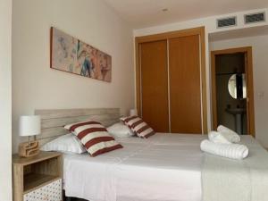 Apartamento con piscina muy cerca de la playa