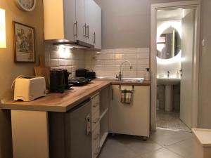 Downtown Thessaloniki 37sm, sunny & refurbished