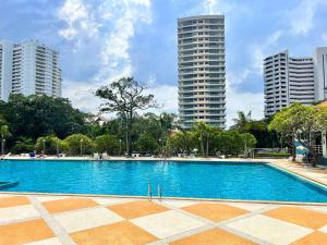 Sea-View Studio with Large Balcony - View Talay 5D